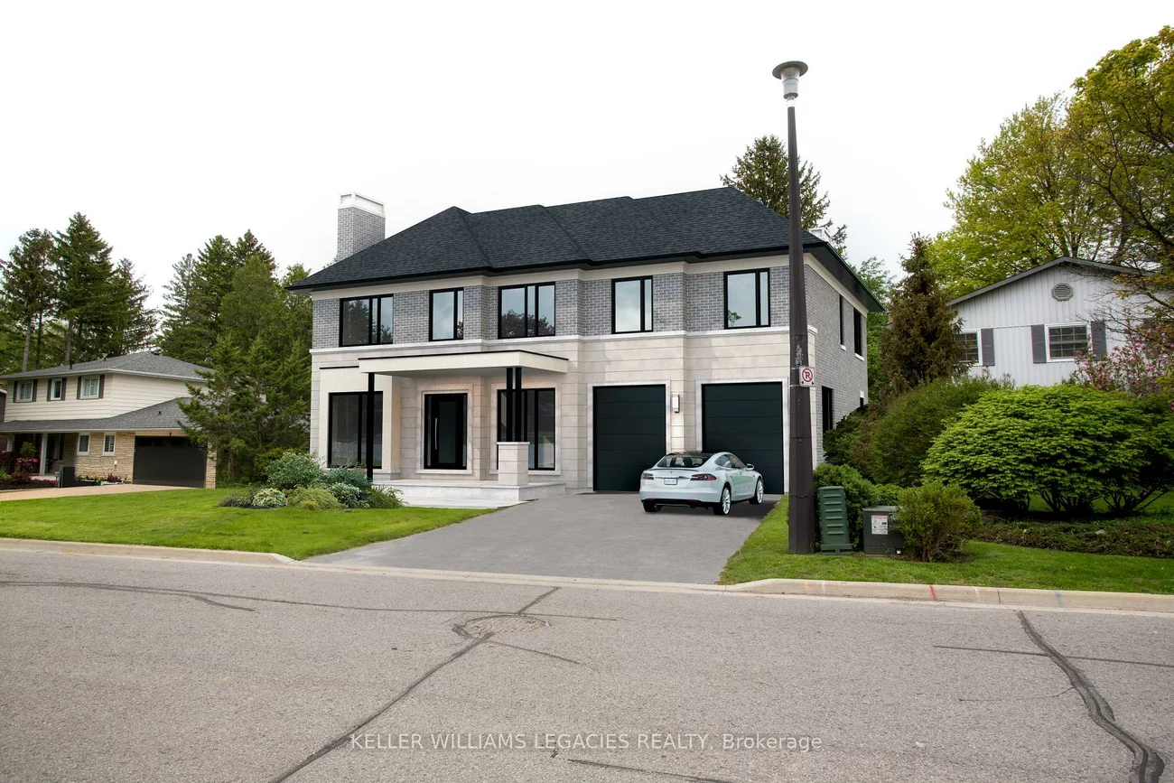10, Hawthorne, Aurora Village, Aurora