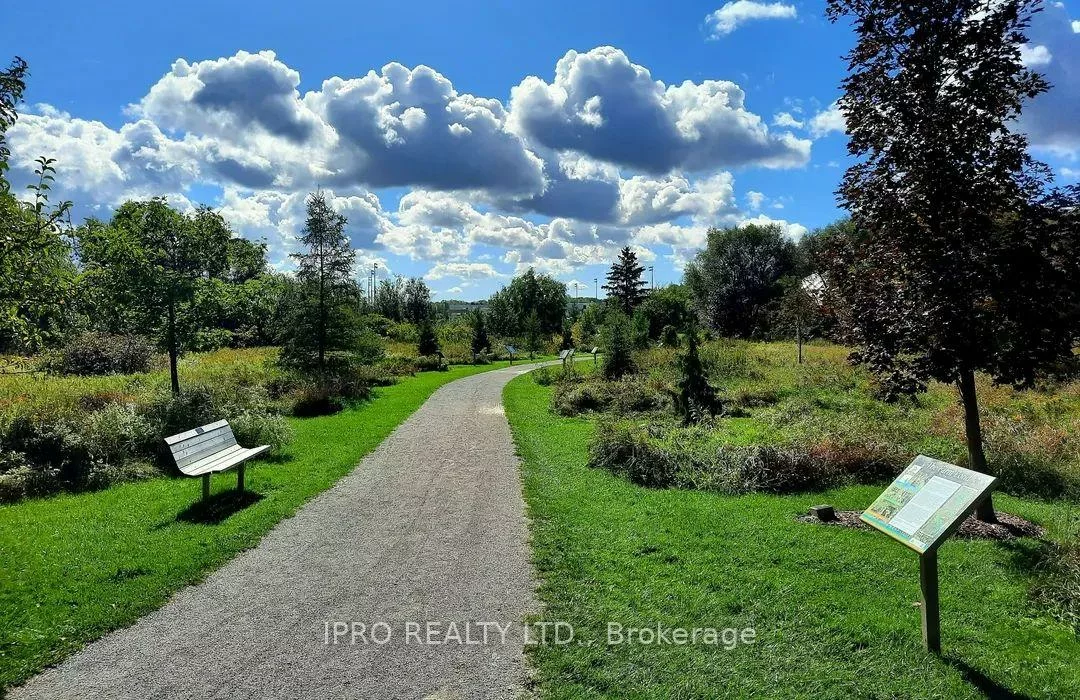115, Mugford, Bayview Wellington, Aurora