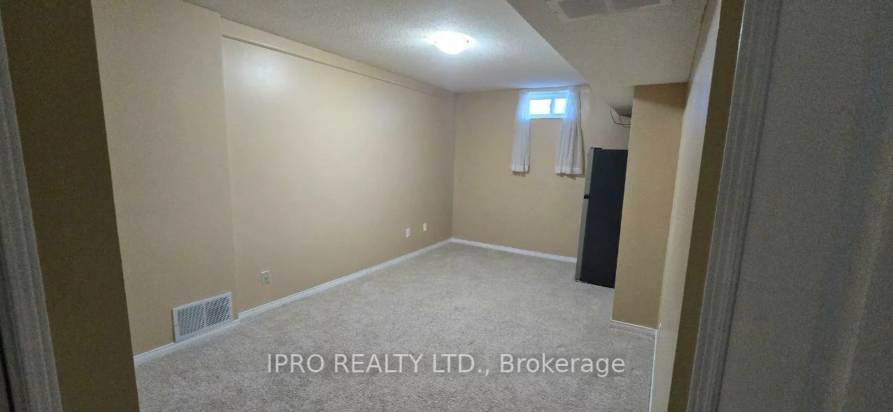 115, Mugford, Bayview Wellington, Aurora