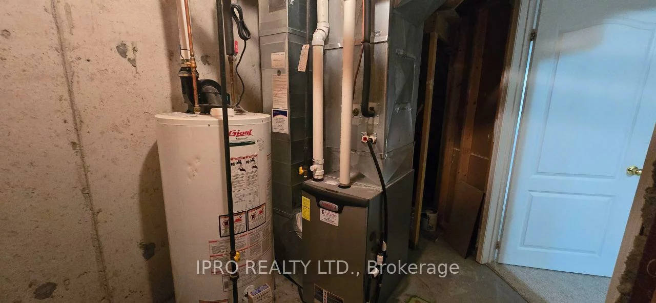 115, Mugford, Bayview Wellington, Aurora