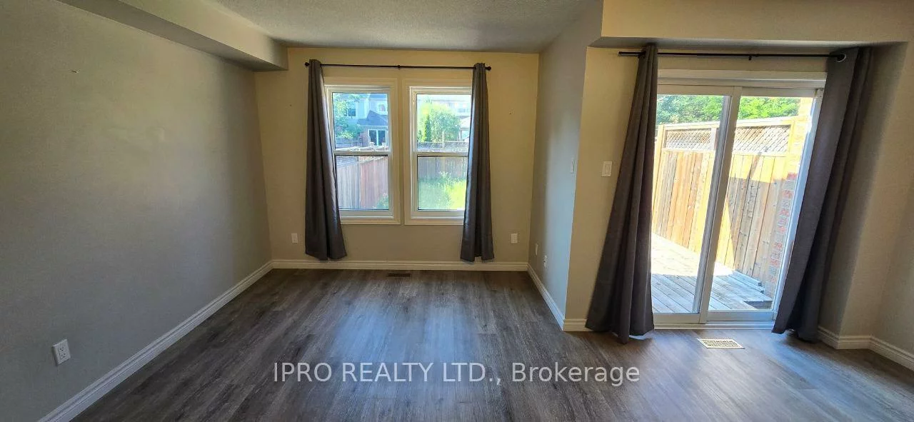 115, Mugford, Bayview Wellington, Aurora