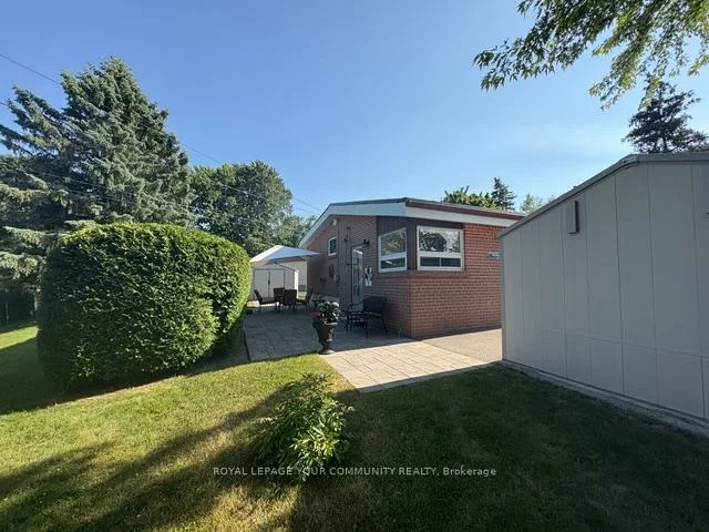 41, Knowles, Aurora Highlands, Aurora