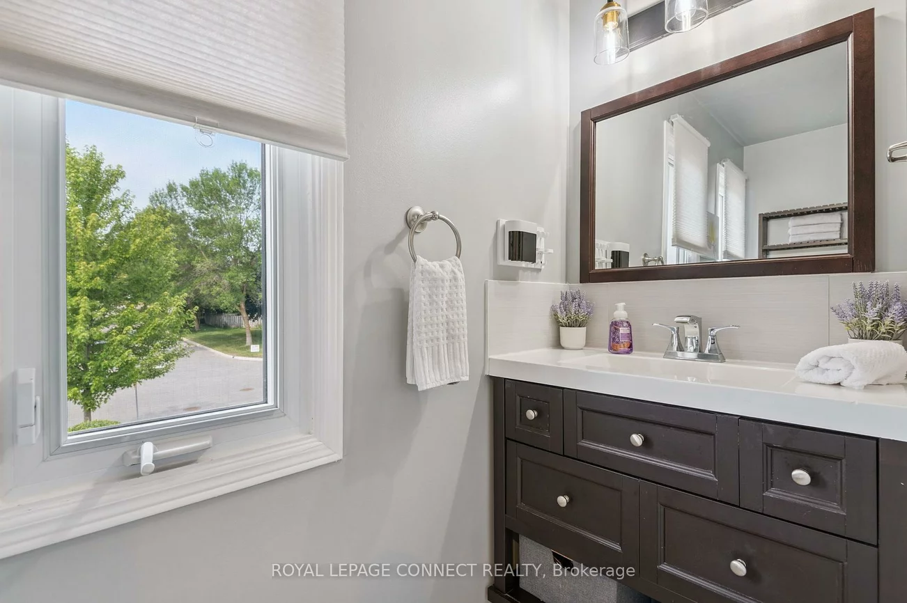 22, Crawford Rose, Aurora Heights, Aurora