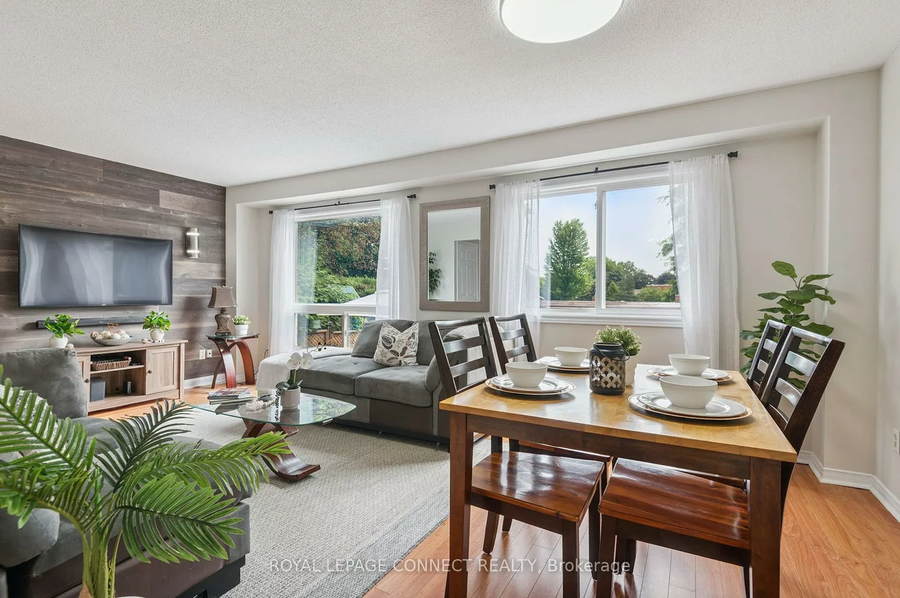 22, Crawford Rose, Aurora Heights, Aurora