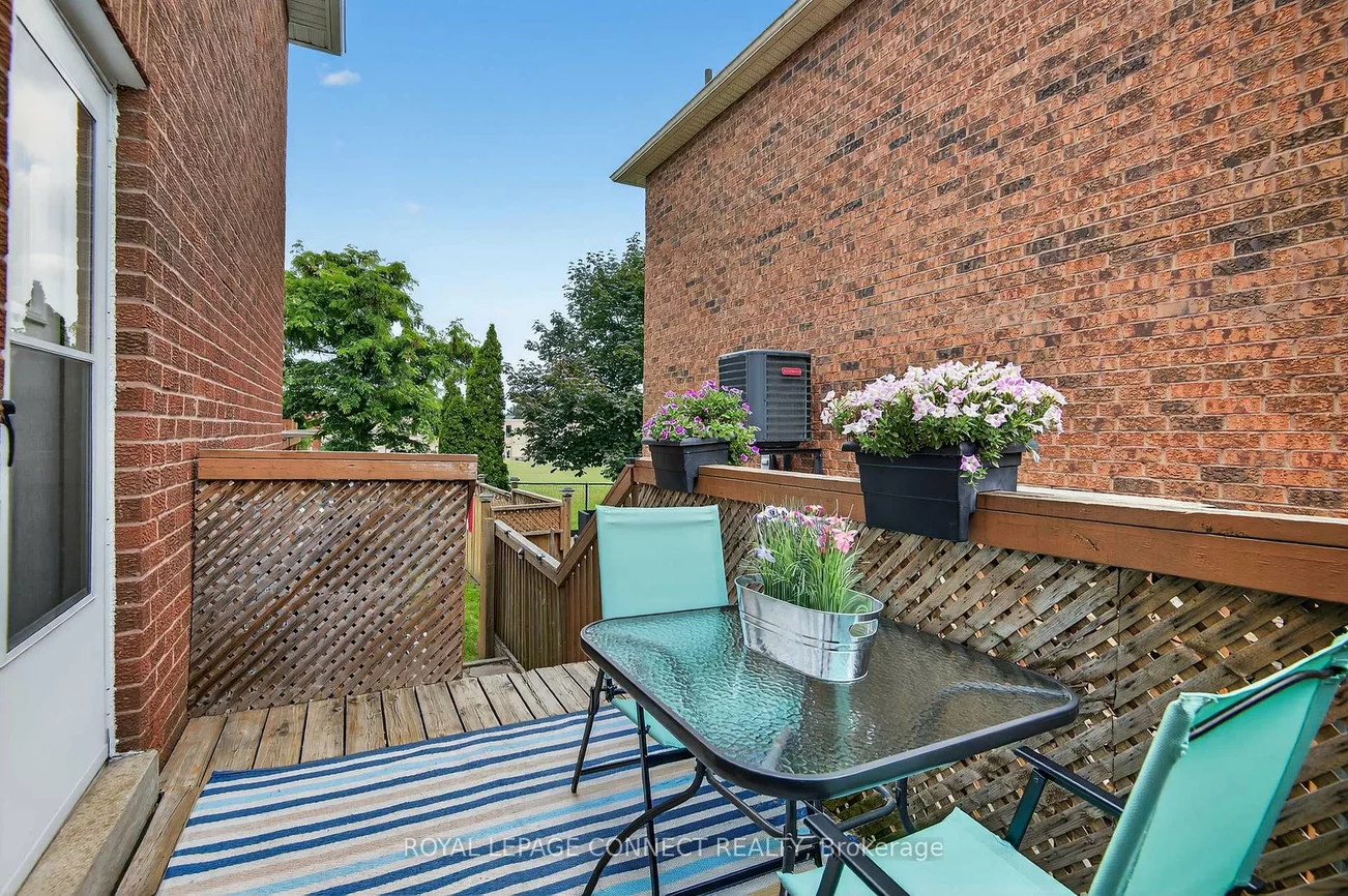 22, Crawford Rose, Aurora Heights, Aurora