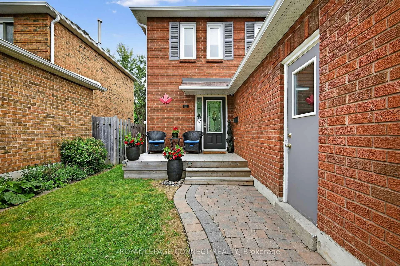 22, Crawford Rose, Aurora Heights, Aurora