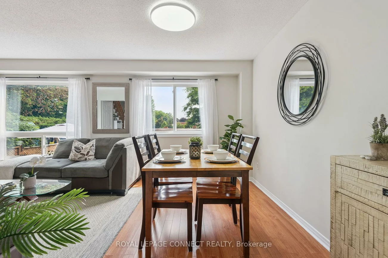 22, Crawford Rose, Aurora Heights, Aurora