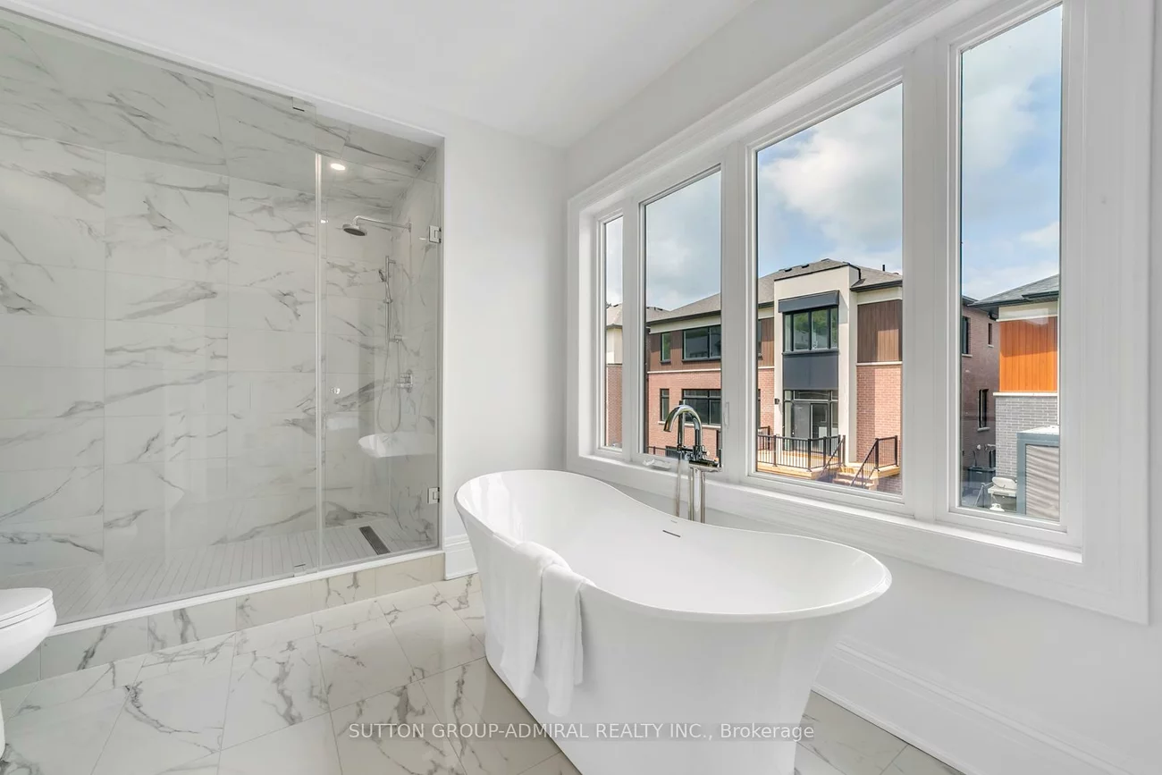 36, Royal Hill, Aurora Estates, Aurora