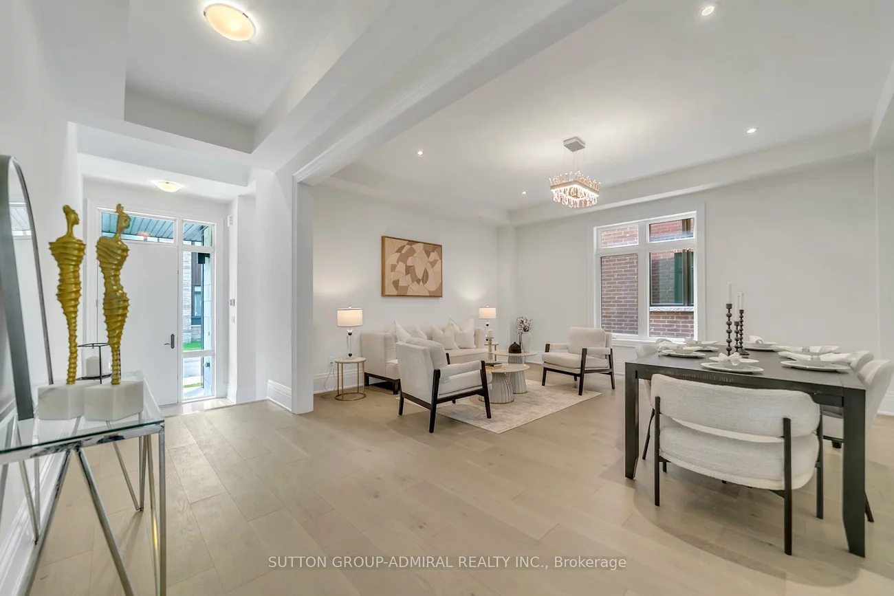 36, Royal Hill, Aurora Estates, Aurora