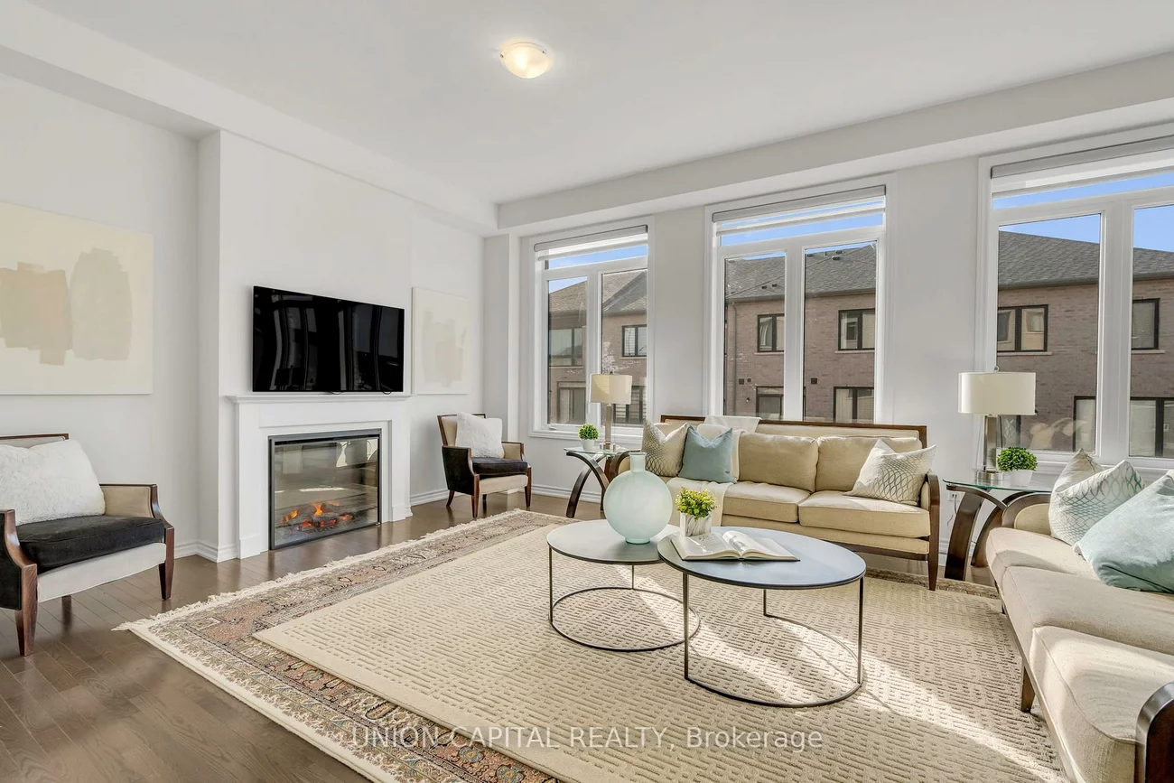 123, Halldorson, Bayview Northeast, Aurora