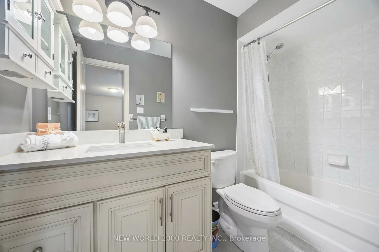 22, HAWTIN, Aurora Grove, Aurora