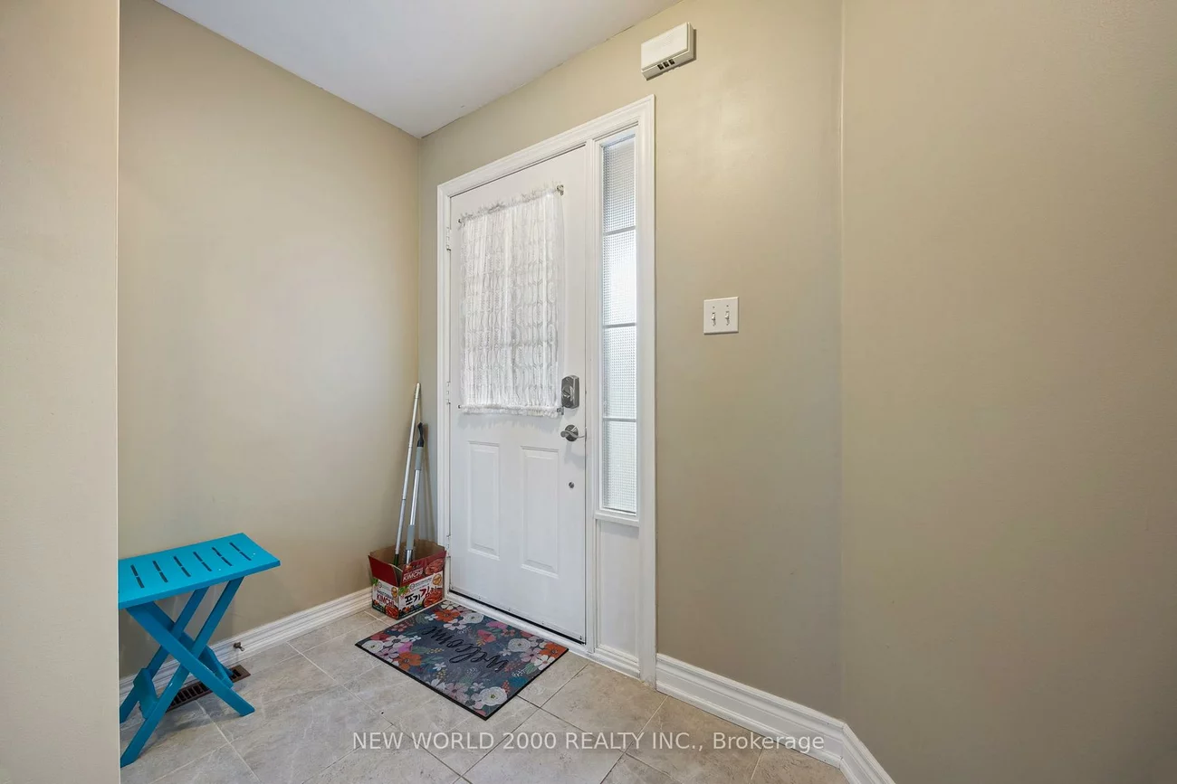 22, HAWTIN, Aurora Grove, Aurora