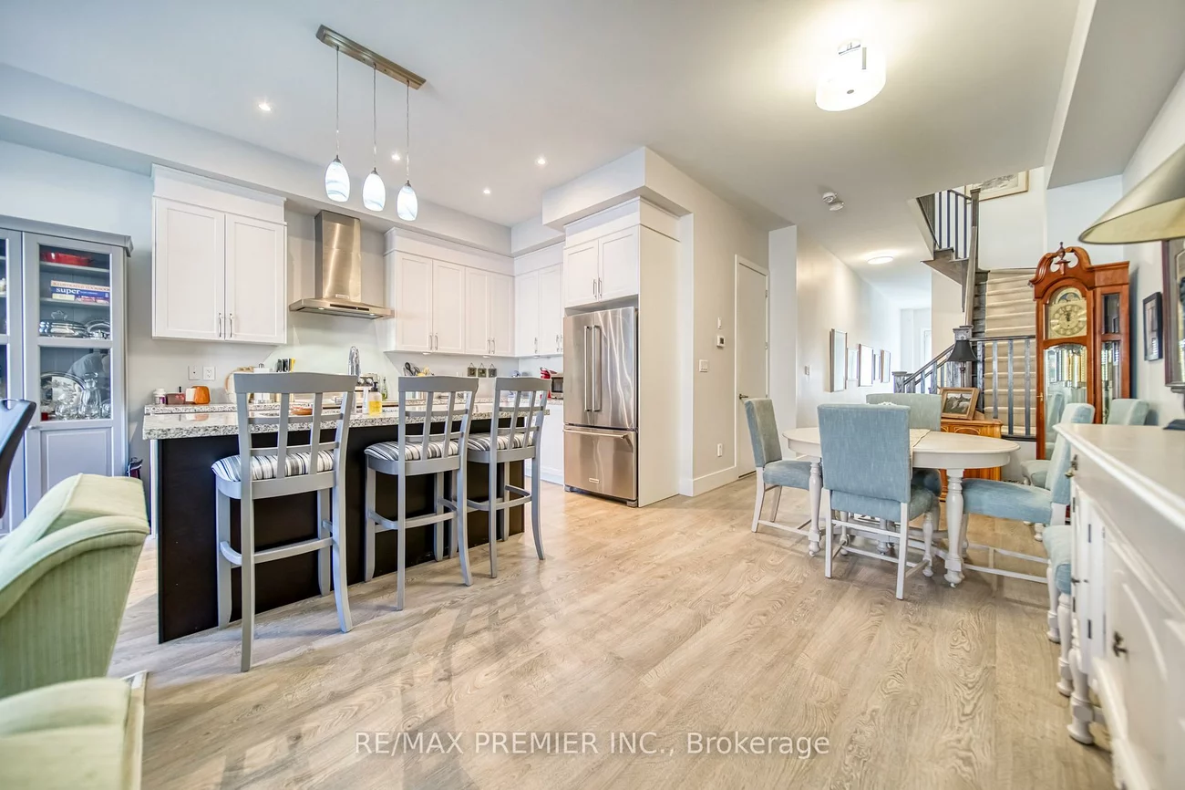 455, Elyse, Bayview Northeast, Aurora