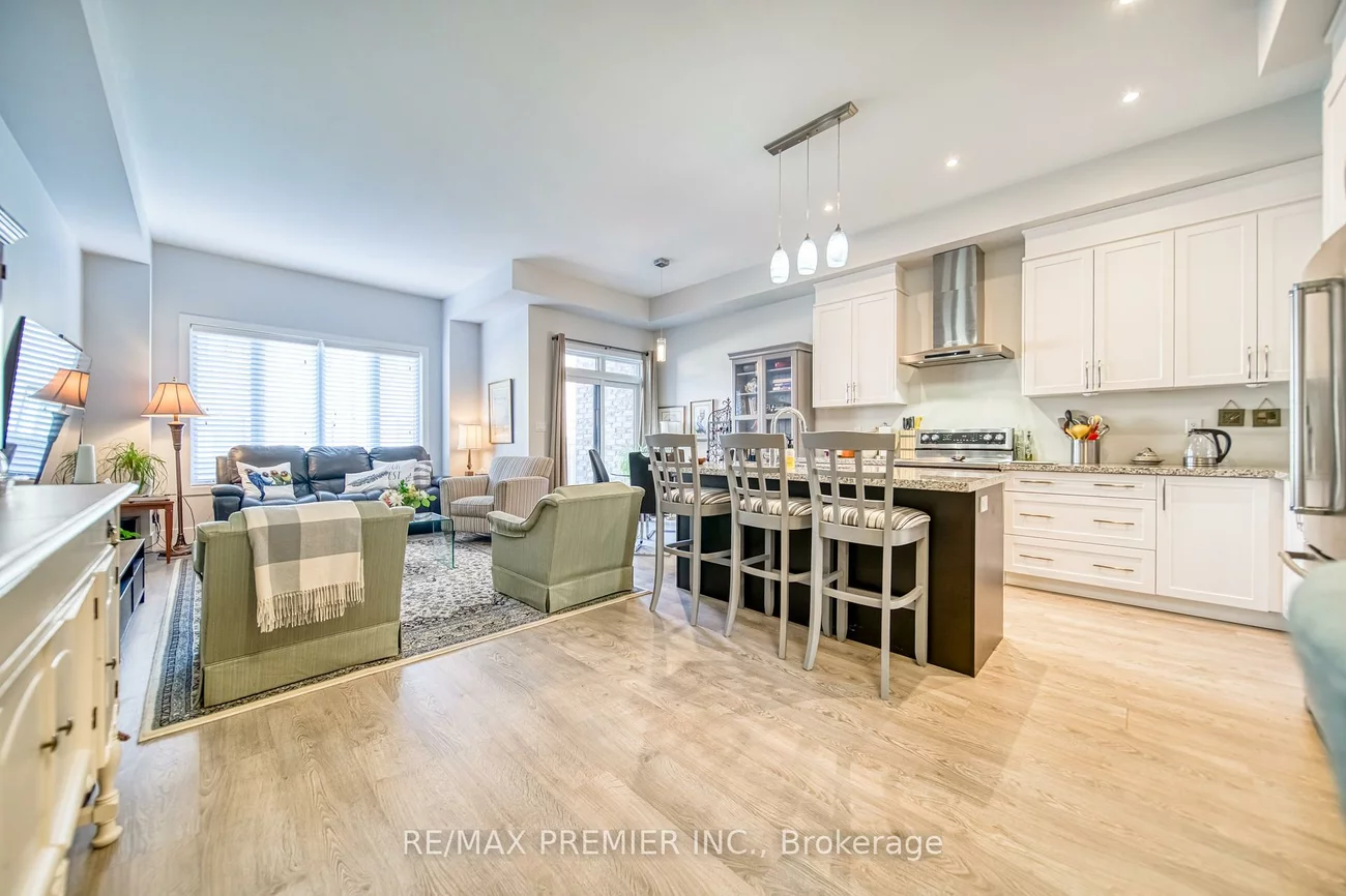 455, Elyse, Bayview Northeast, Aurora