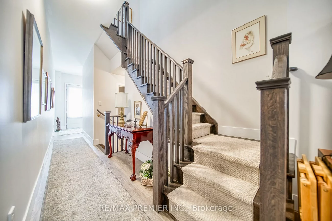 455, Elyse, Bayview Northeast, Aurora