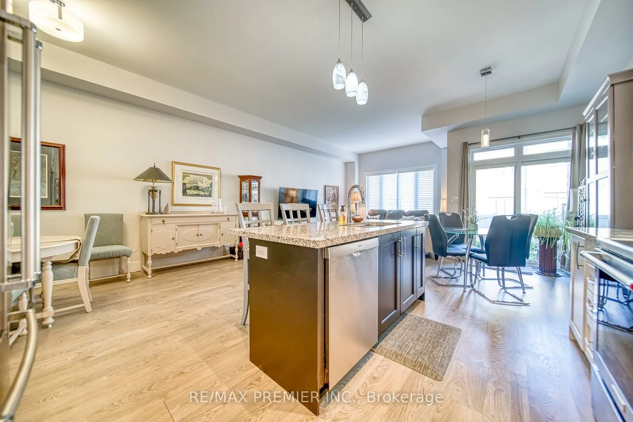 455, Elyse, Bayview Northeast, Aurora