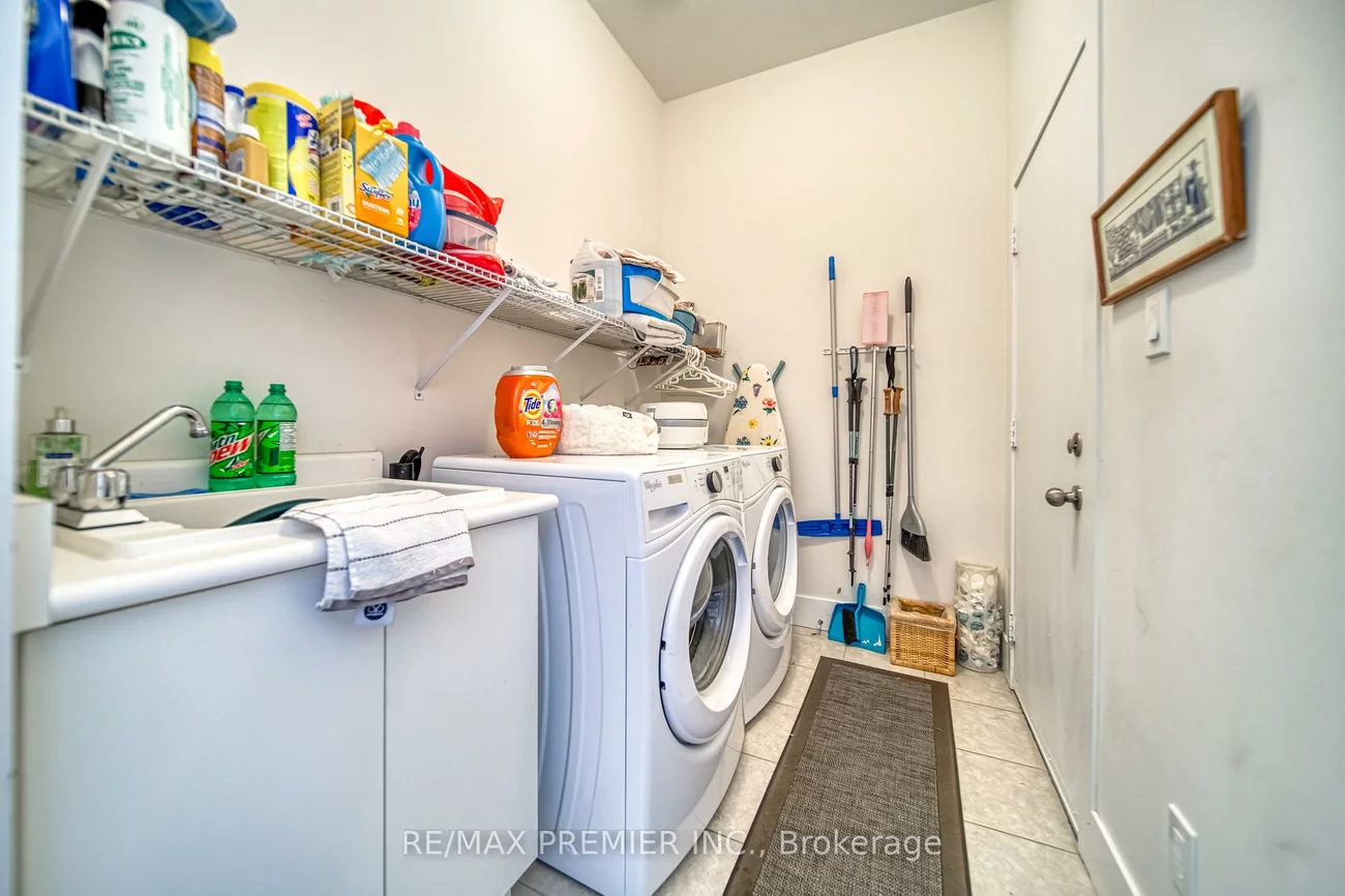 455, Elyse, Bayview Northeast, Aurora