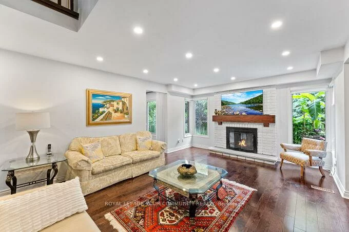 20, Copland, Aurora Heights, Aurora