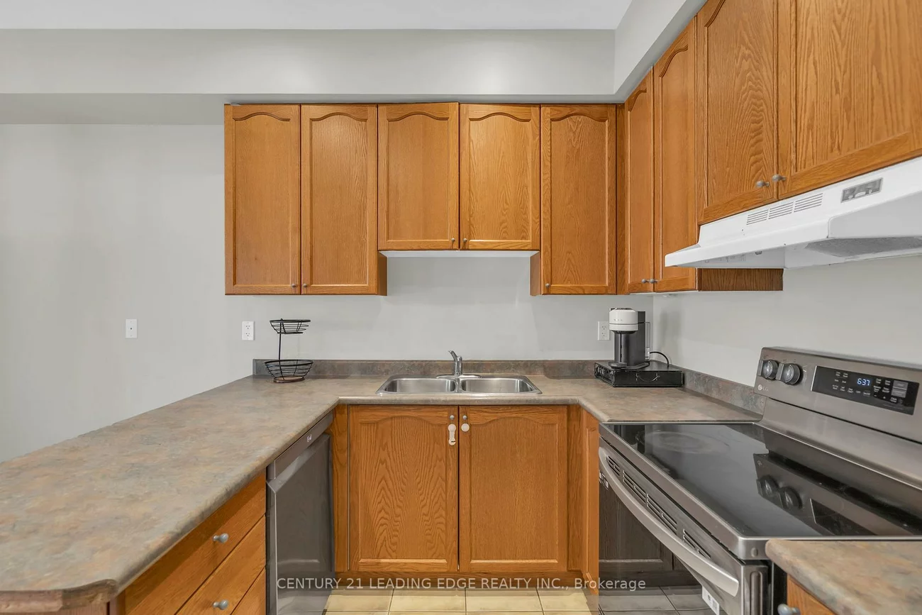 288, Kirkvalley, Bayview Wellington, Aurora