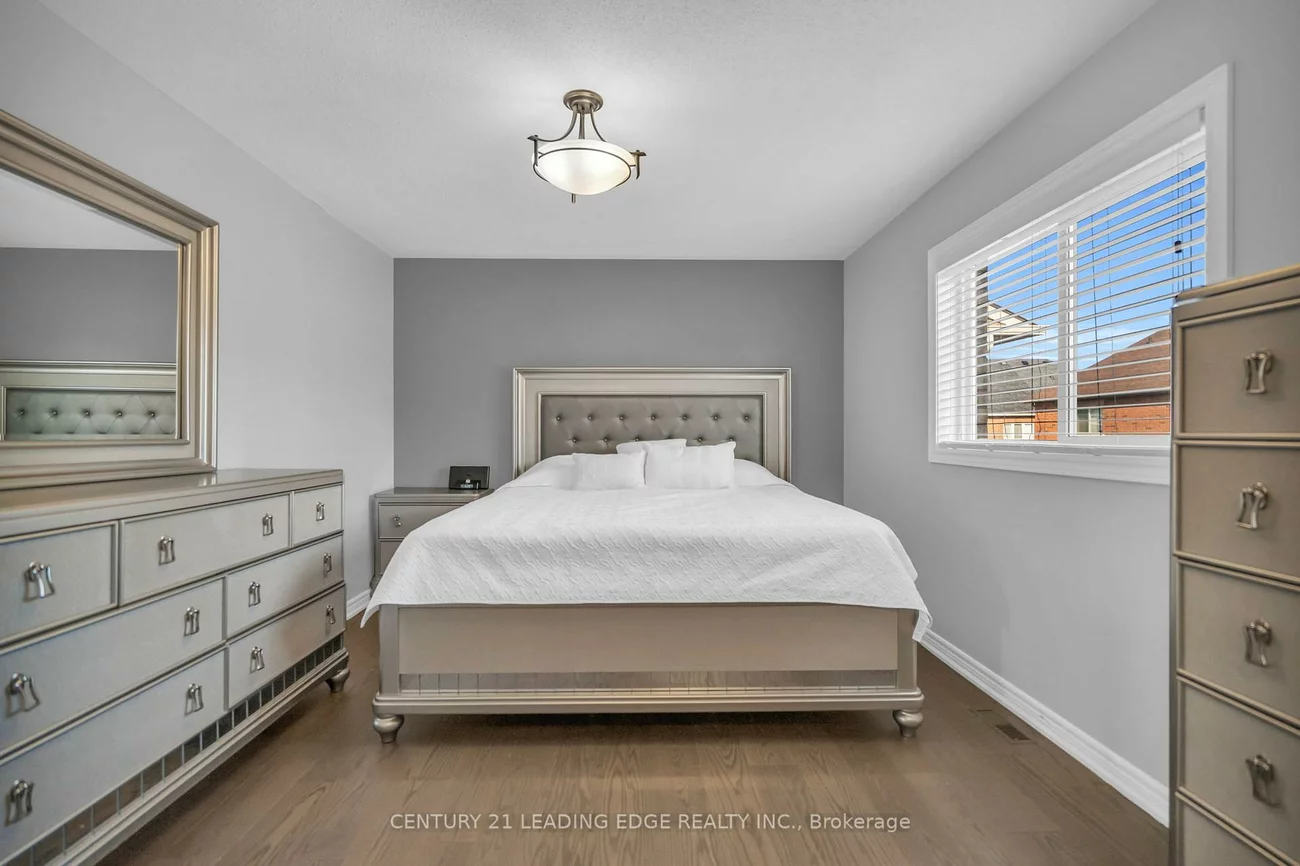 288, Kirkvalley, Bayview Wellington, Aurora