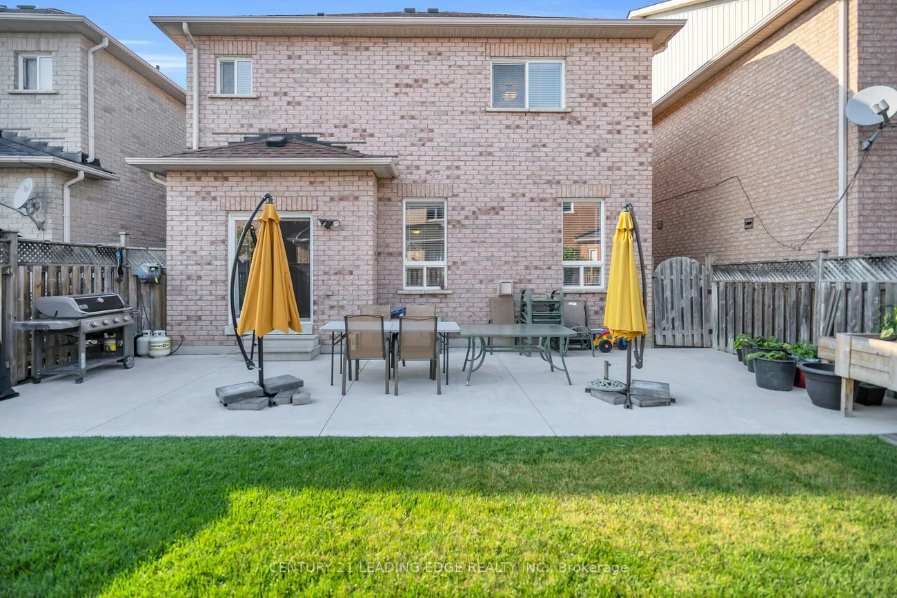 288, Kirkvalley, Bayview Wellington, Aurora