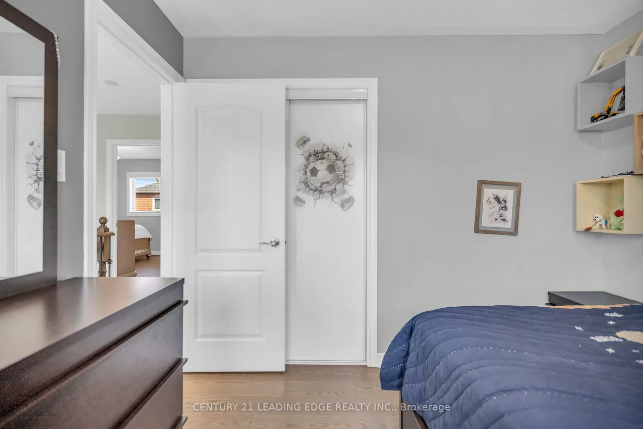 288, Kirkvalley, Bayview Wellington, Aurora