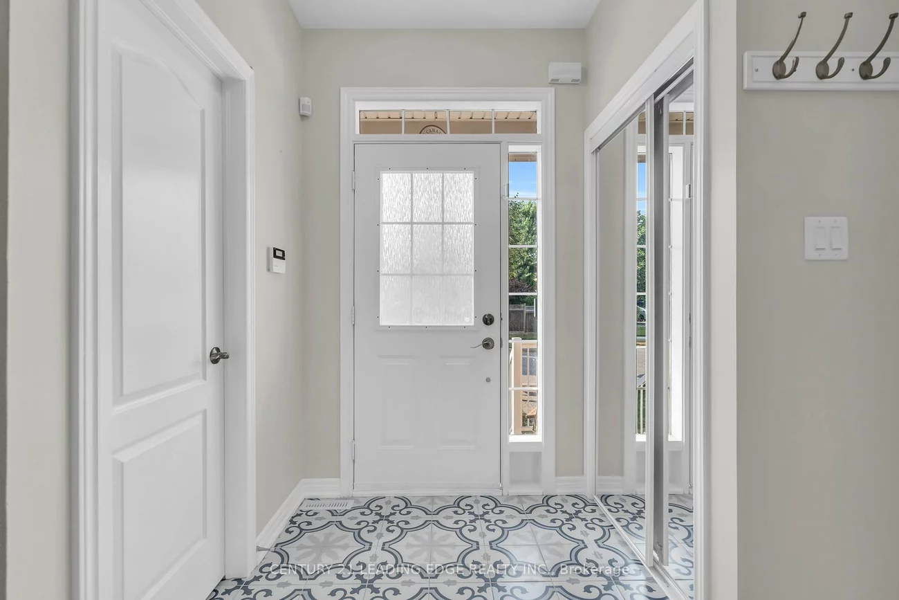 288, Kirkvalley, Bayview Wellington, Aurora