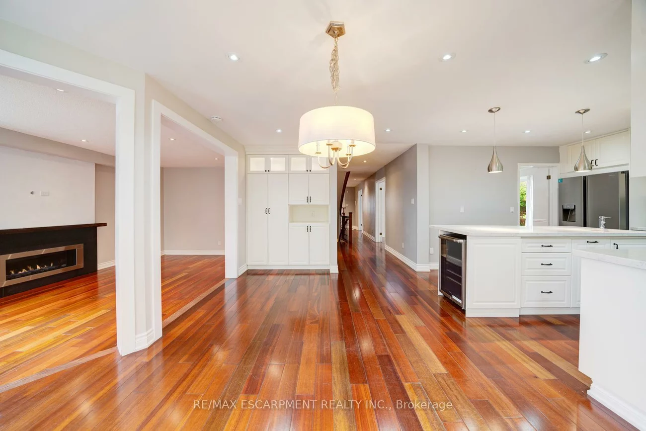 102, Crawford Rose, Aurora Heights, Aurora