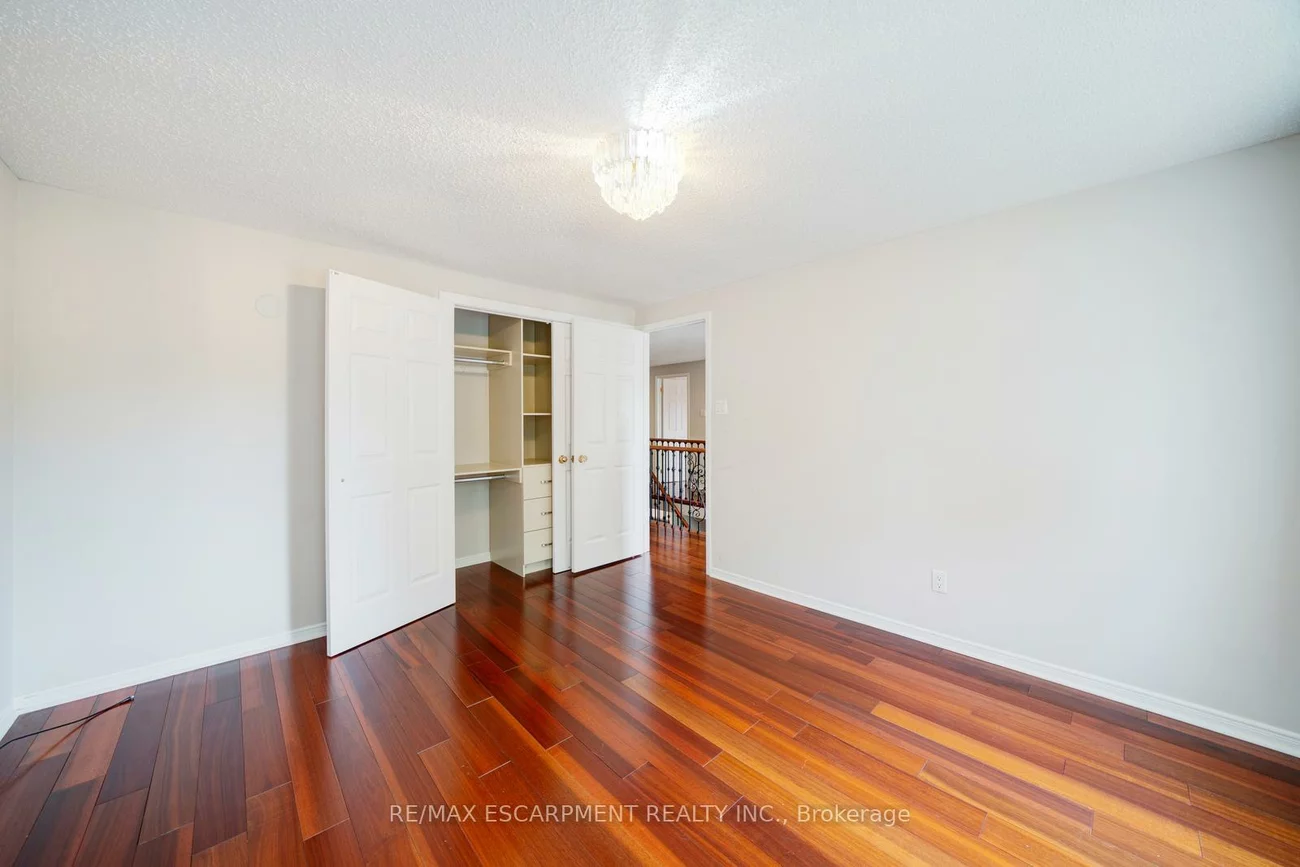 102, Crawford Rose, Aurora Heights, Aurora
