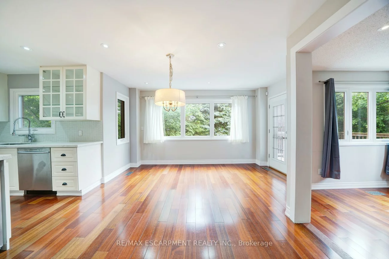 102, Crawford Rose, Aurora Heights, Aurora