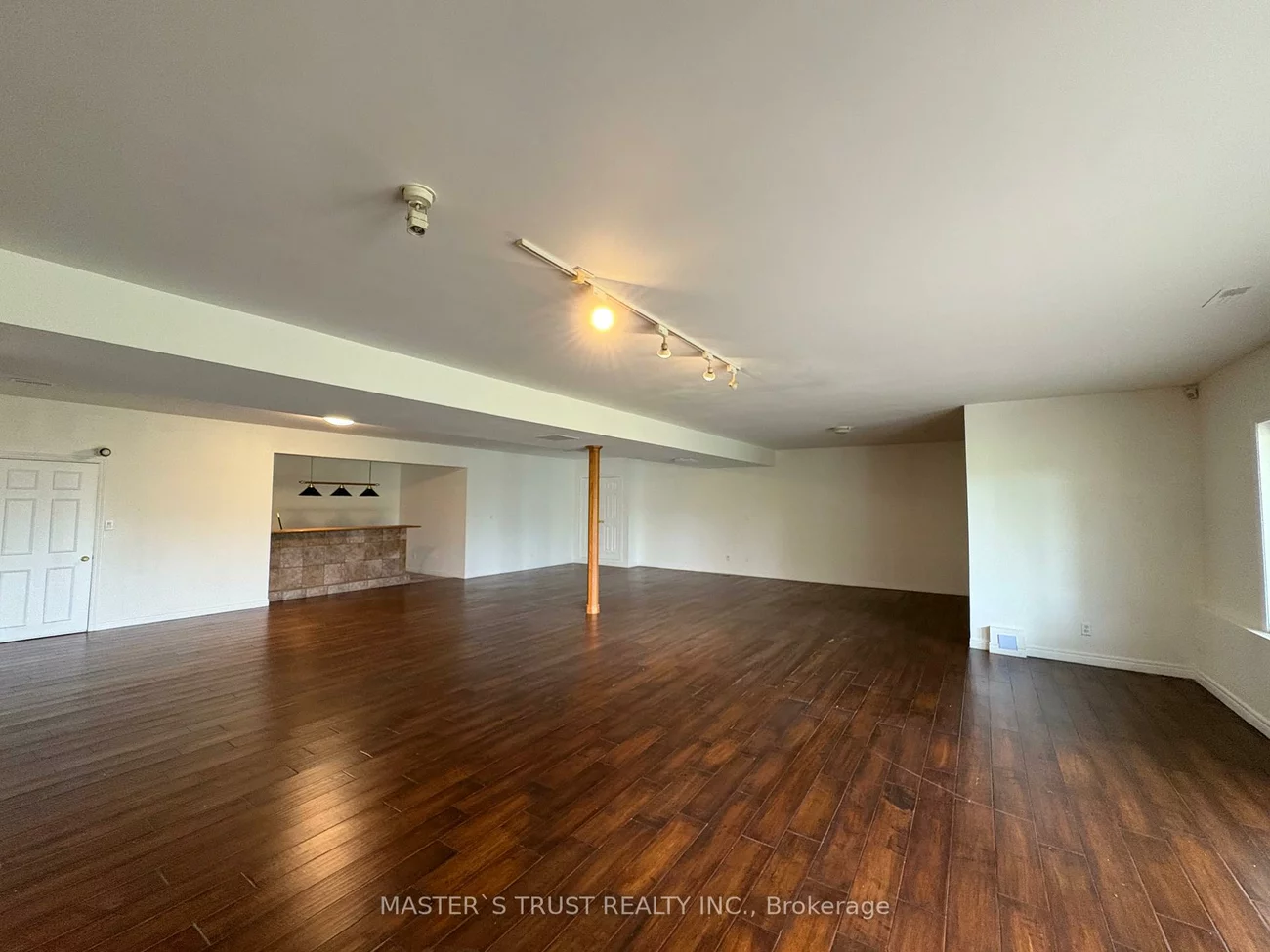 17, Ing, Bayview Southeast, Aurora