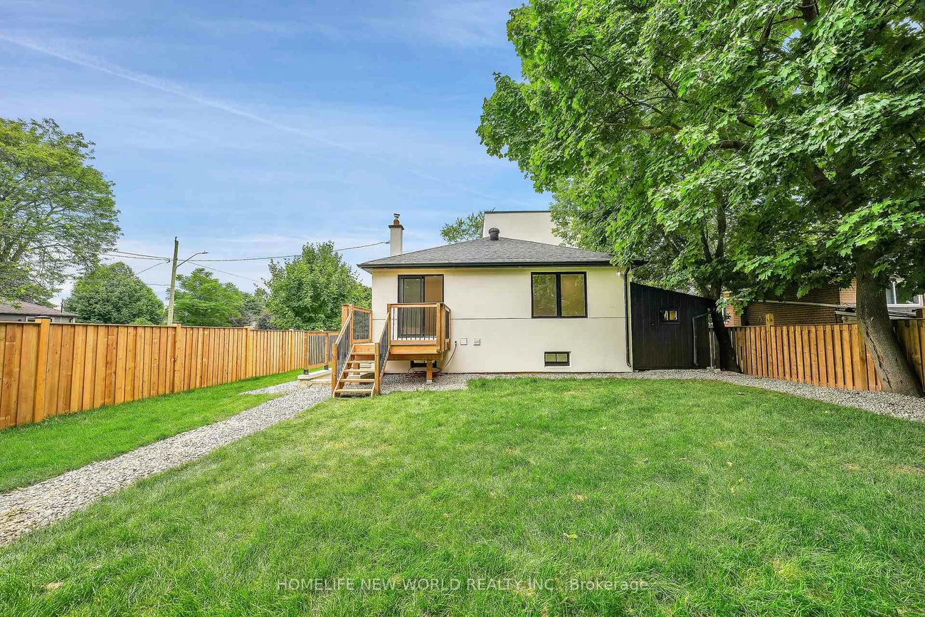 105, Murray, Aurora Highlands, Aurora