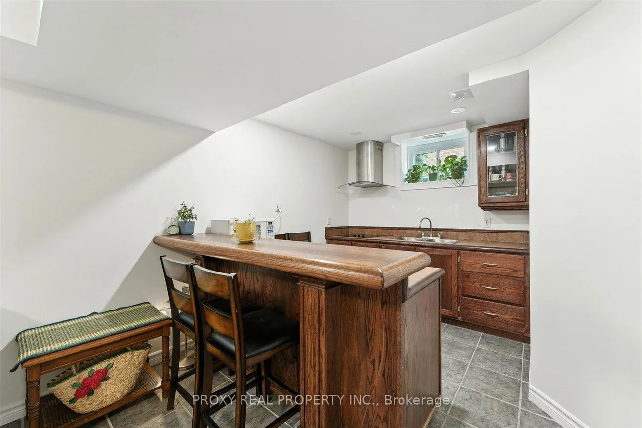 62, Sisman, Aurora Highlands, Aurora