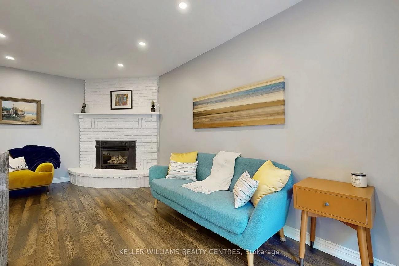 31, Avondale, Aurora Village, Aurora