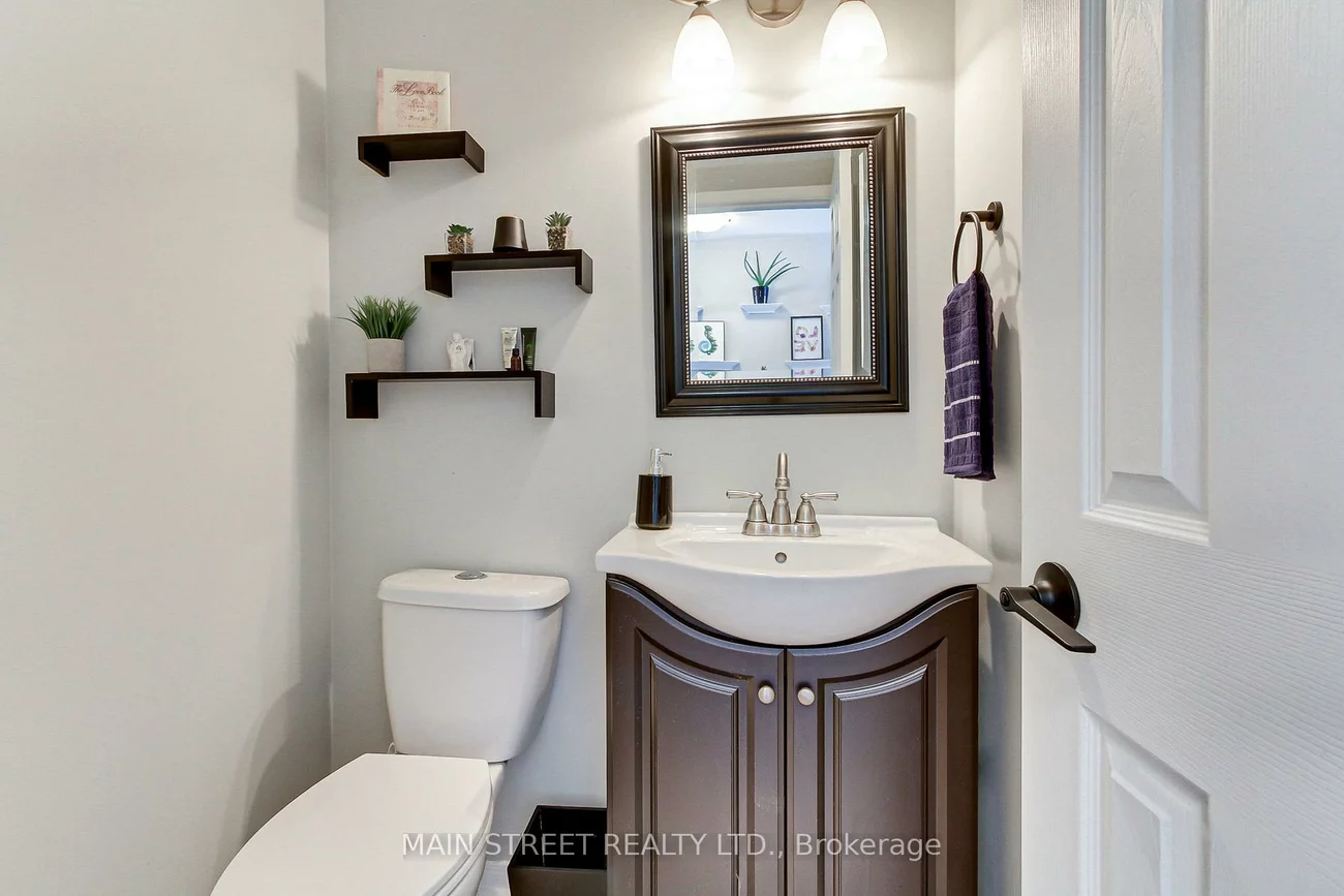 75, Baywell, Bayview Wellington, Aurora
