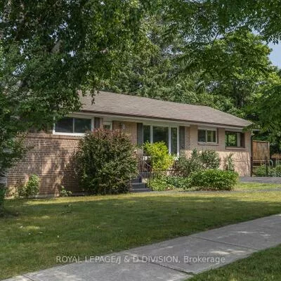 87, Child, Aurora Highlands, Aurora
