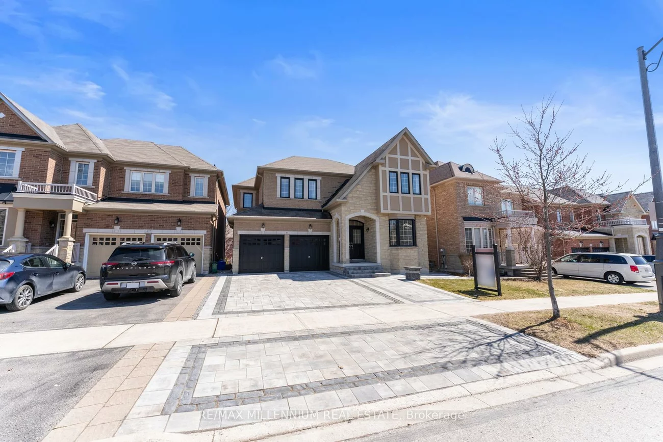 433, Mavrinac, Bayview Northeast, Aurora