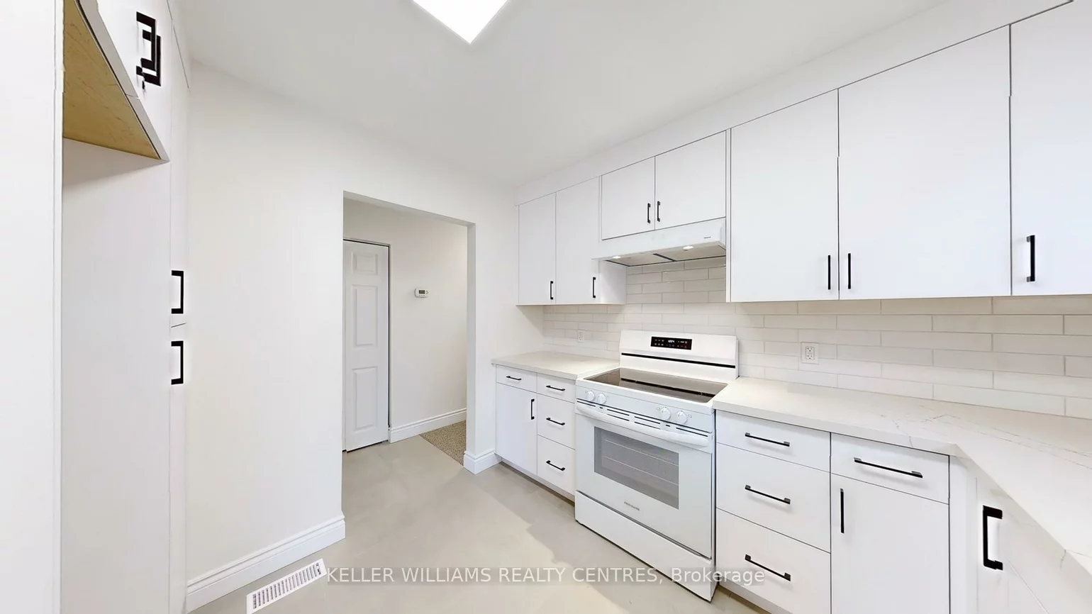 14, Algonquin, Aurora Heights, Aurora
