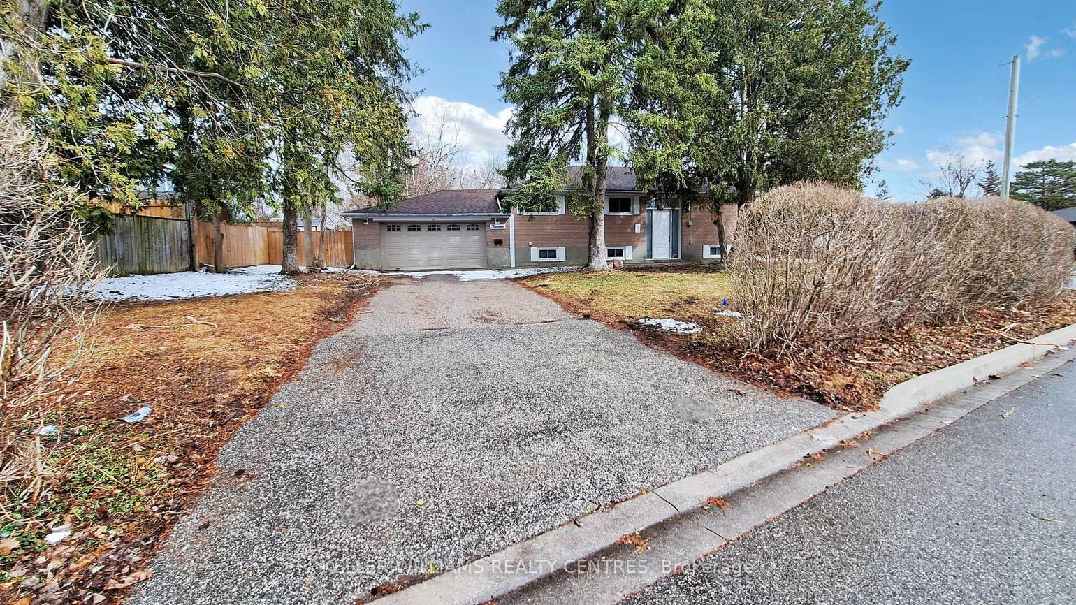 14, Algonquin, Aurora Heights, Aurora