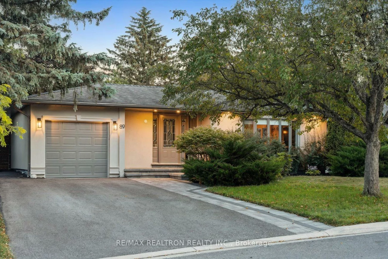 89, Devins, Aurora Heights, Aurora