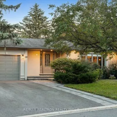 89, Devins, Aurora Heights, Aurora