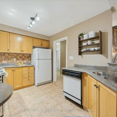 11, Snedden, Bayview Wellington, Aurora