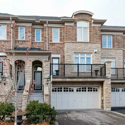 66, Chapman, Aurora Grove, Aurora