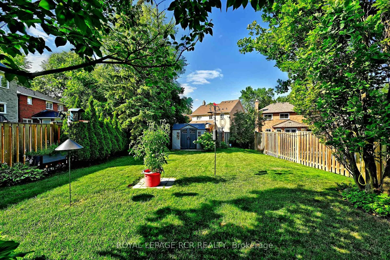 24, Murdock, Aurora Heights, Aurora