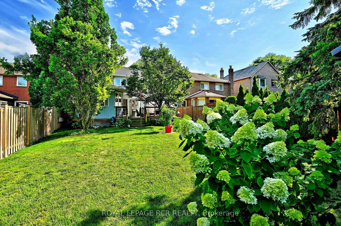 24, Murdock, Aurora Heights, Aurora