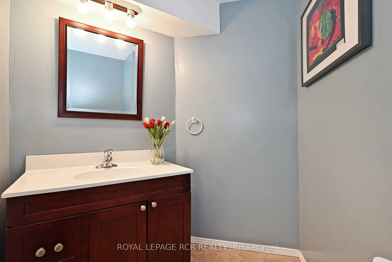 24, Murdock, Aurora Heights, Aurora