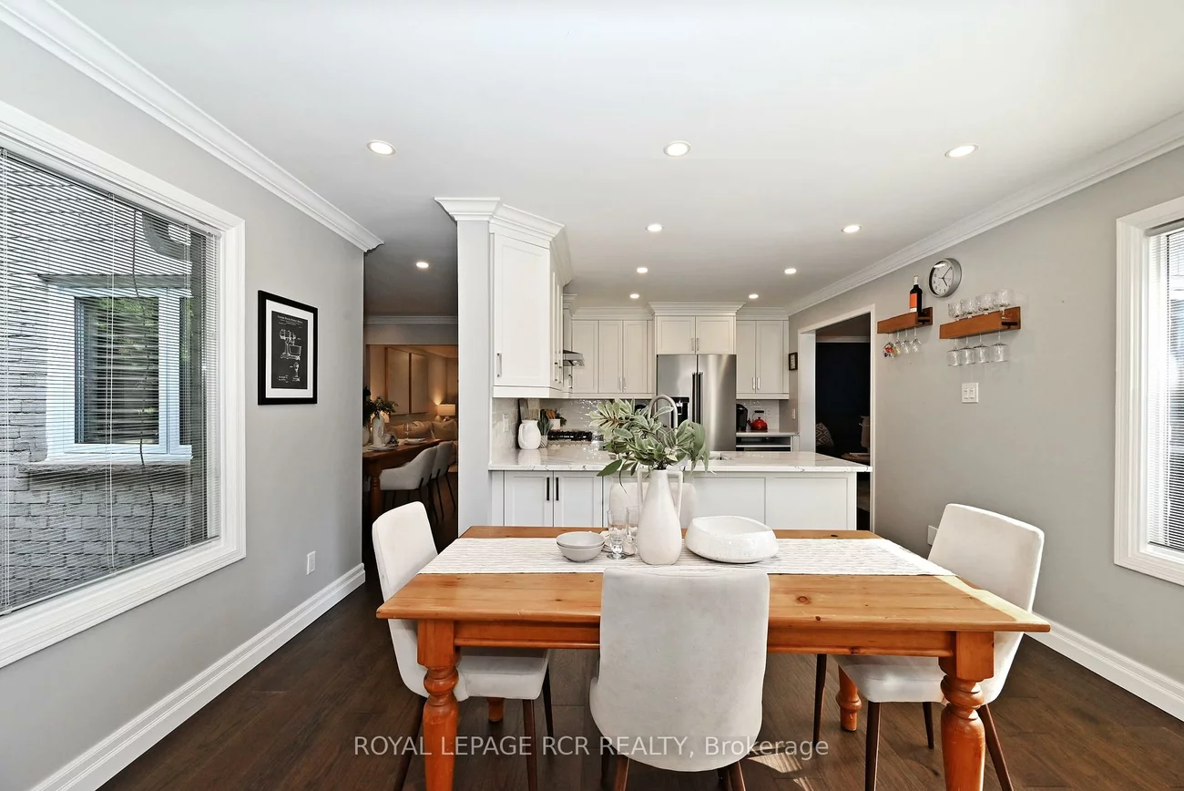 24, Murdock, Aurora Heights, Aurora