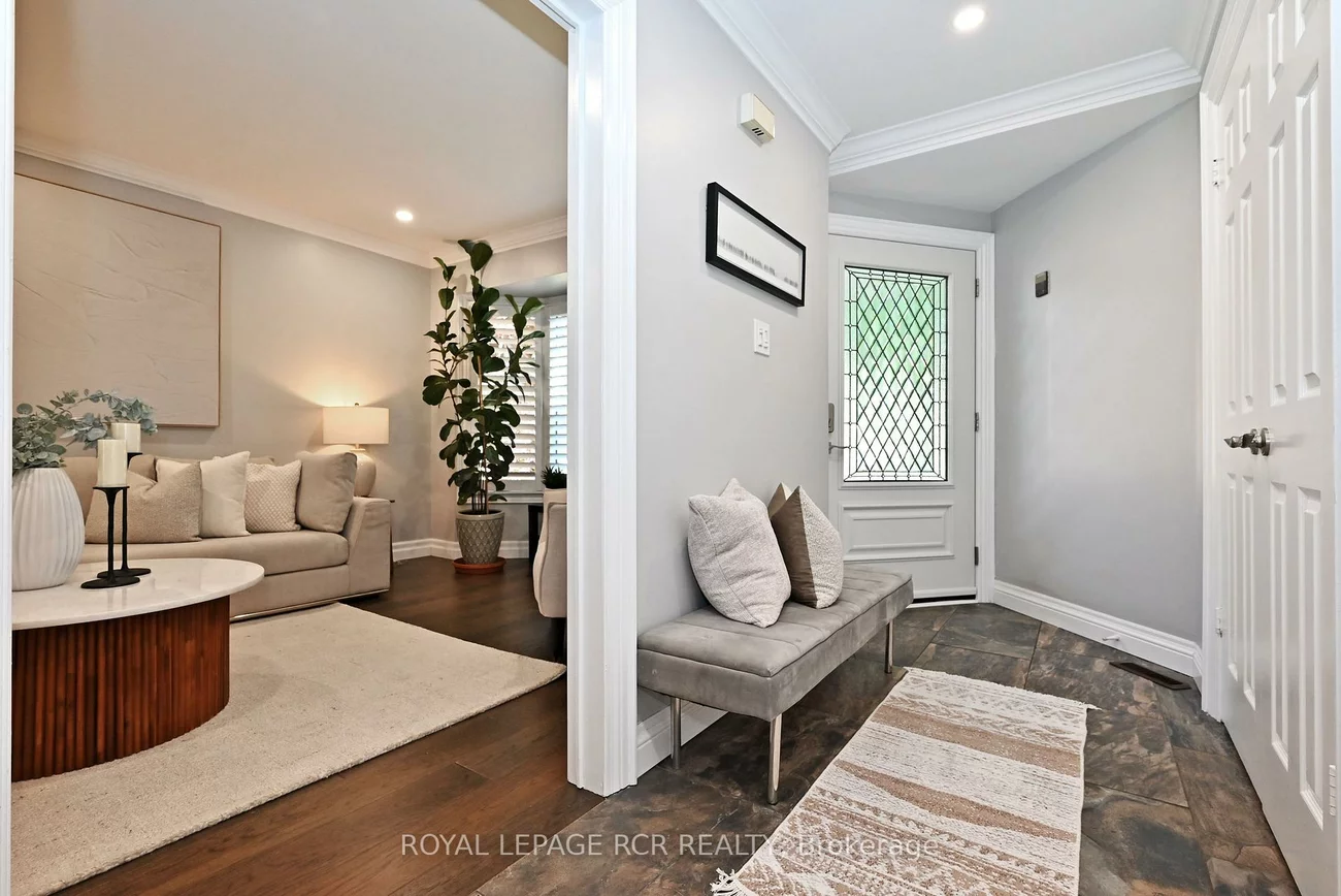 24, Murdock, Aurora Heights, Aurora