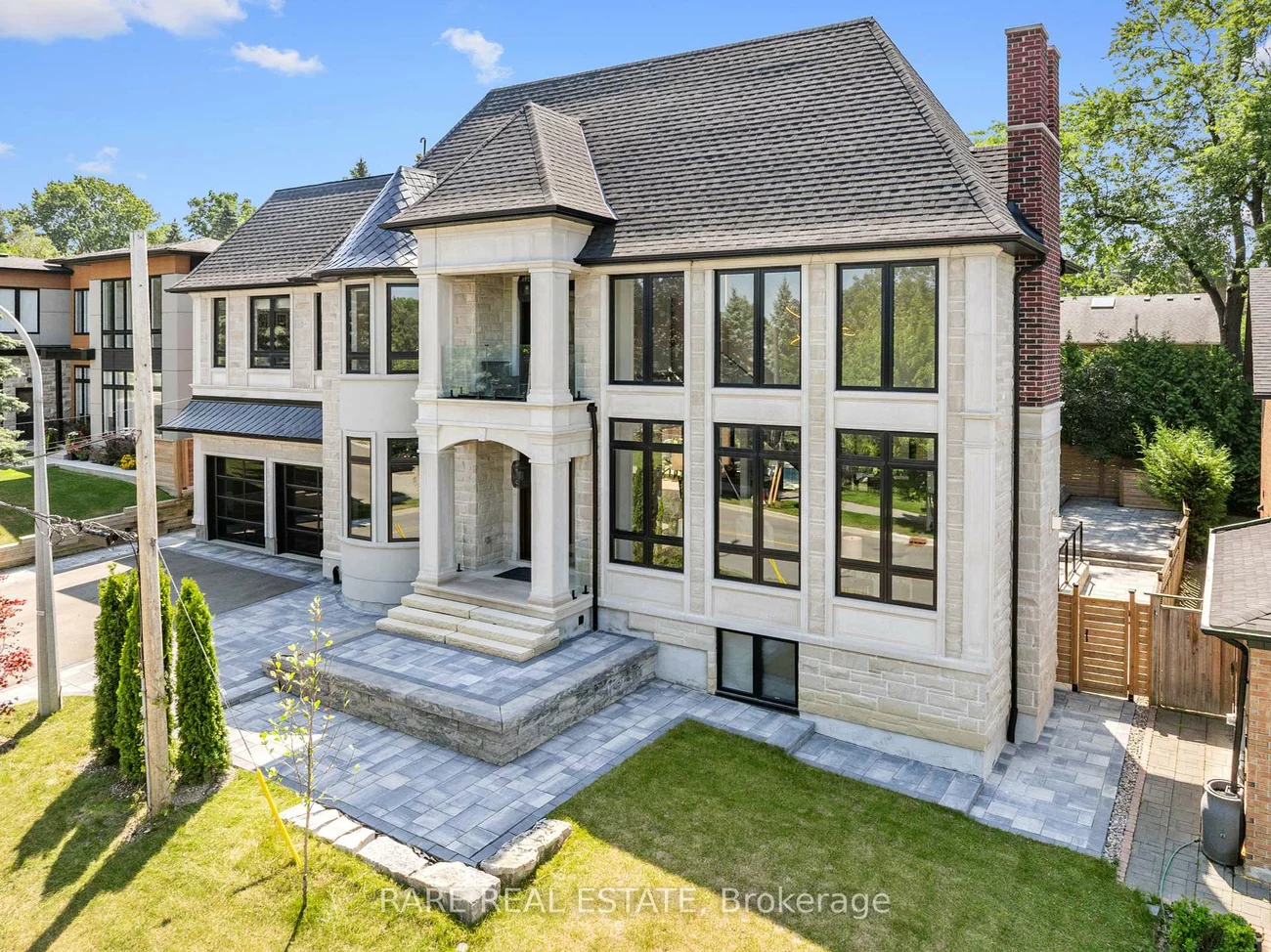 211, Kennedy, Aurora Village, Aurora