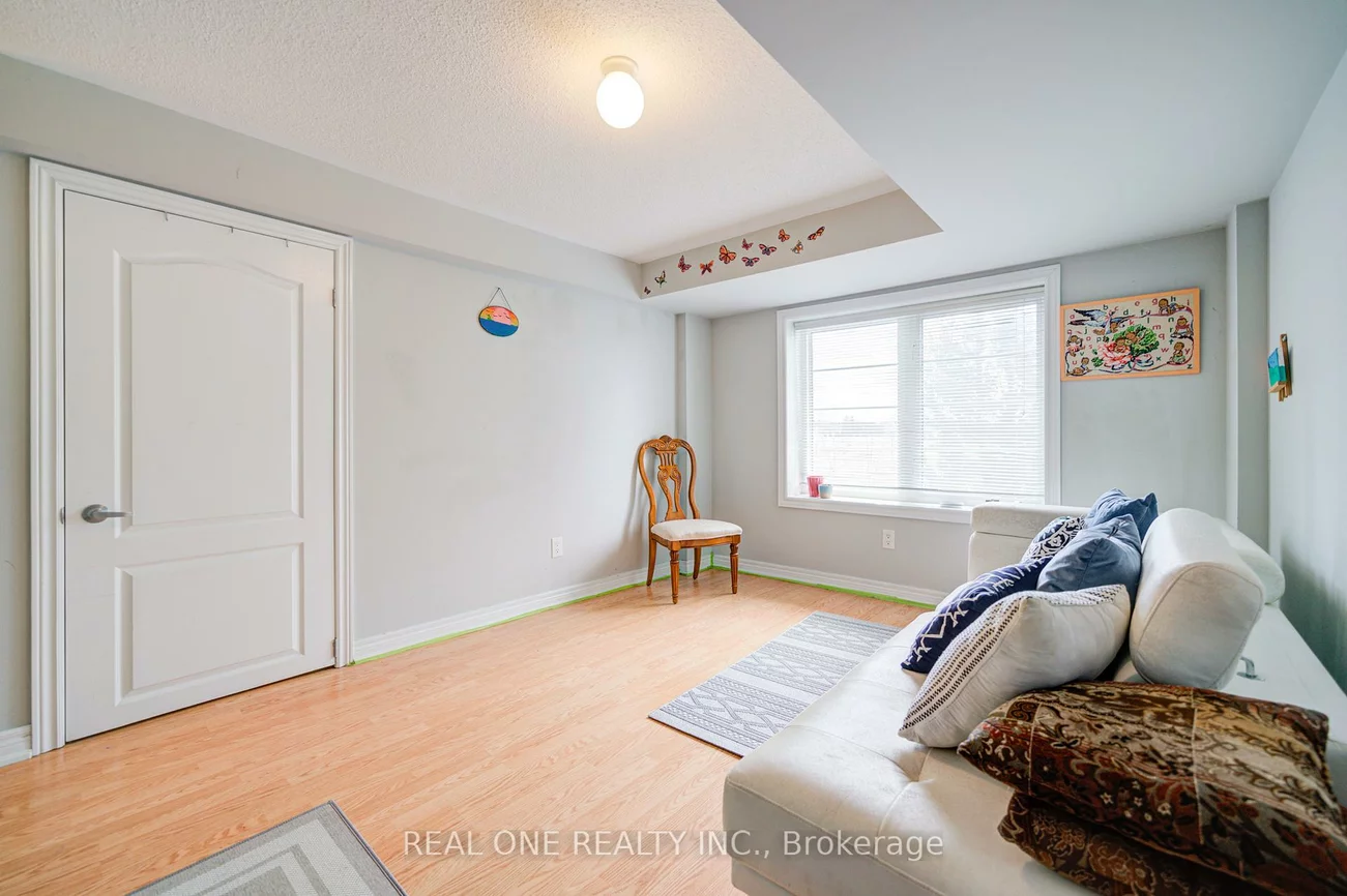87, Zokol, Bayview Northeast, Aurora